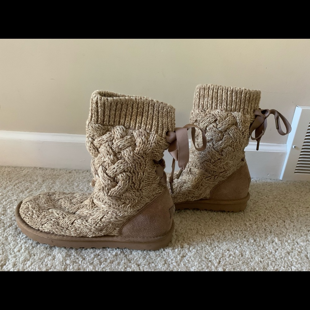 Ugg sweater boots